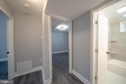 Entry Way - 1007 Drum Ave, Capitol Heights, MD 20743 photo 3 of 7