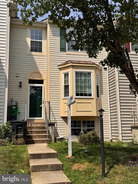 940 Dunloring Ct, Marlboro, MD 20774