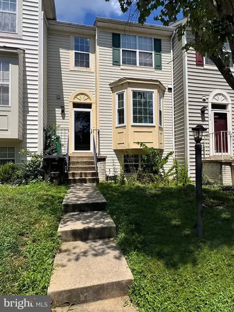 940 Dunloring Ct, Marlboro, MD 20774
