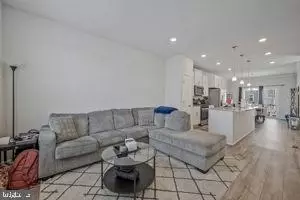 2766 Lanham Hill Cir, Marlboro, MD 20774