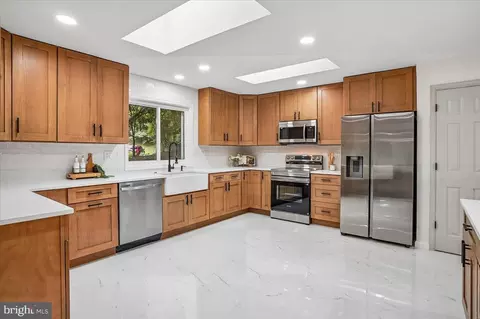 Kitchen - 6300 Hickory Bnd, Clinton, MD 20735 photo 1 of 2