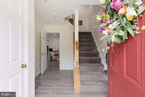 Entry Way - 4433 Cornwall Ct, Marlboro, MD 20772 photo 1 of 5