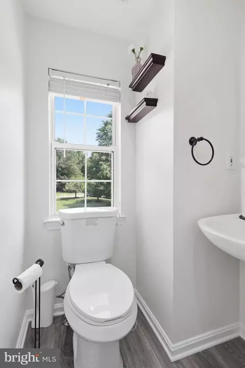 Bath - 4433 Cornwall Ct, Marlboro, MD 20772 photo 1 of 3