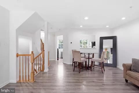 Entry Way - 4433 Cornwall Ct, Marlboro, MD 20772 photo 2 of 5