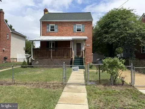 4802 Hamilton St, Hyattsville, MD 20781