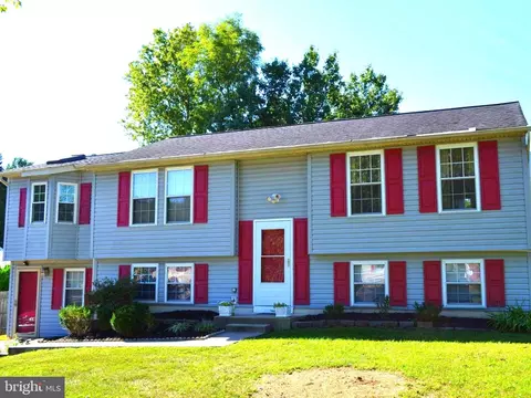 10801 Saville Ct, Bowie, MD 20721