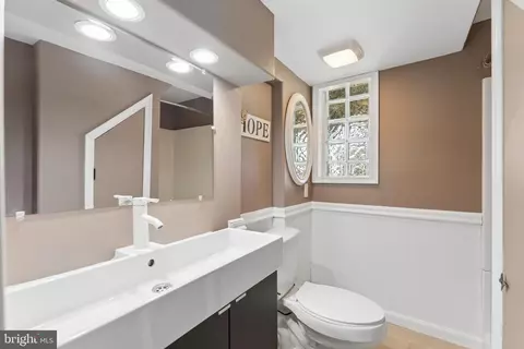 Bath - 8816 Saunders Ln, Lanham, MD 20706 photo 3 of 3