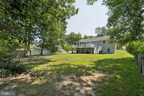 Exterior - 8816 Saunders Ln, Lanham, MD 20706 photo 12 of 16