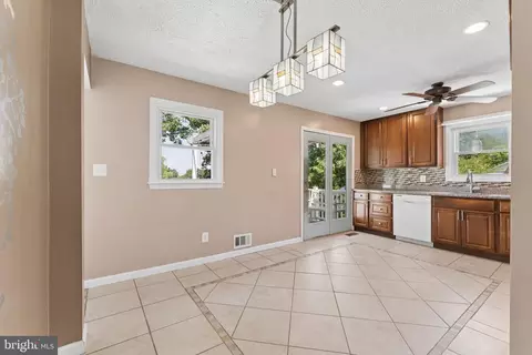 Entry Way - 8816 Saunders Ln, Lanham, MD 20706 photo 1 of 6
