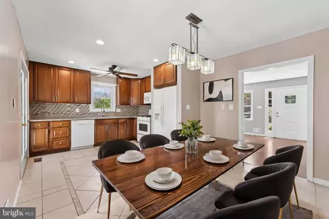 Dining - 8816 Saunders Ln, Lanham, MD 20706 photo 2 of 3