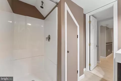 Entry Way - 8816 Saunders Ln, Lanham, MD 20706 photo 6 of 6