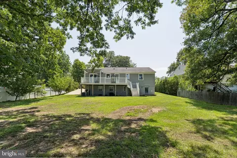 Exterior - 8816 Saunders Ln, Lanham, MD 20706 photo 11 of 16