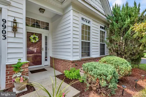 9903 Stonewood Ct, Marlboro, MD 20772