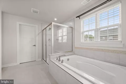 Entry Way - 800 Moore Gate Way, Bowie, MD 20716 photo 5 of 9