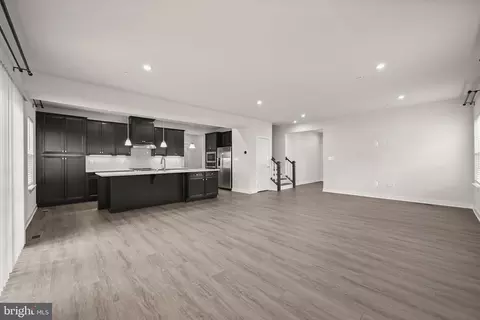 Living - 800 Moore Gate Way, Bowie, MD 20716 photo 7 of 8