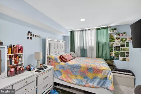 Bedroom - 9414 Wyatt Dr, Lanham, MD 20706 photo 8 of 12