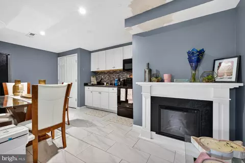 Entry Way - 9414 Wyatt Dr, Lanham, MD 20706 photo 2 of 2