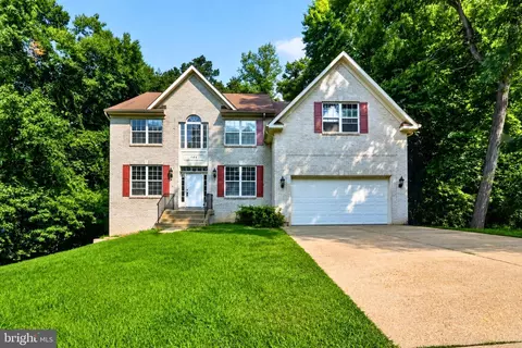 104 Bonhill Dr, Fort Washington, MD 20744