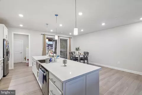 Entry Way - 109 Green Branch Rd, Laurel, MD 20708 photo 6 of 12