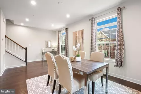 Dining - 8015 Spring Arbor Dr, Laurel, MD 20707 photo 2 of 2
