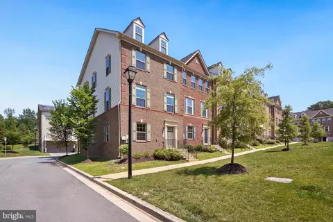 Exterior - 8015 Spring Arbor Dr, Laurel, MD 20707 photo 2 of 5