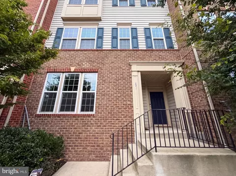 8221 Greenbelt Station Pkwy #310J, Greenbelt, MD 20770