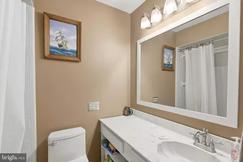 Bath - 15746 Pointer Ridge Dr, Bowie, MD 20716 photo 1 of 3