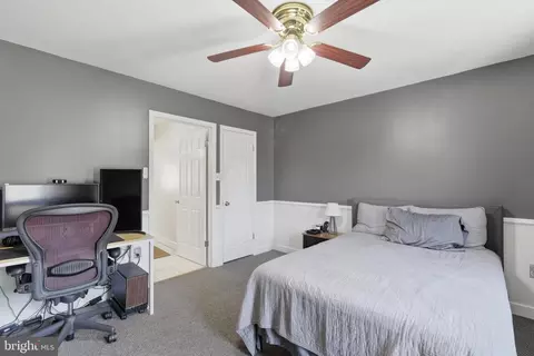 Bedroom - 15746 Pointer Ridge Dr, Bowie, MD 20716 photo 2 of 10