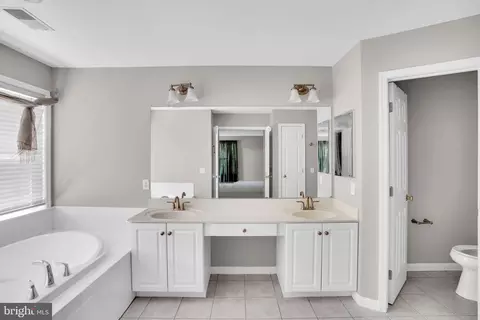 Bath - 15611 Straughn Dr, Laurel, MD 20707 photo 2 of 6