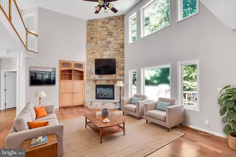 Living - 15611 Straughn Dr, Laurel, MD 20707 photo 3 of 9