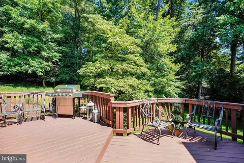 Exterior - 15611 Straughn Dr, Laurel, MD 20707 photo 10 of 10