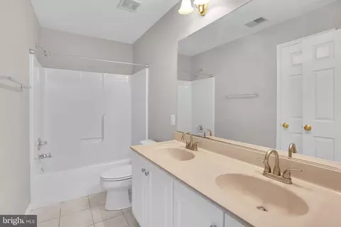 Bath - 15611 Straughn Dr, Laurel, MD 20707 photo 5 of 6