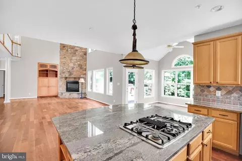 Kitchen - 15611 Straughn Dr, Laurel, MD 20707 photo 4 of 4