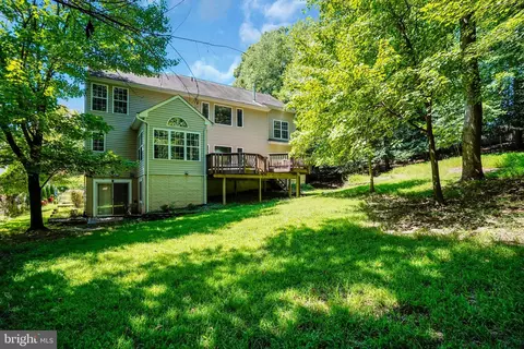 Exterior - 15611 Straughn Dr, Laurel, MD 20707 photo 8 of 10
