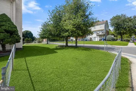 Exterior - 934 West St, Laurel, MD 20707 photo 4 of 4
