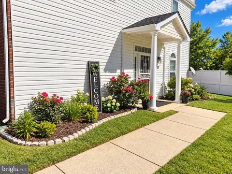 4124 Apple Leaf Way #6, Suitland, MD 20746