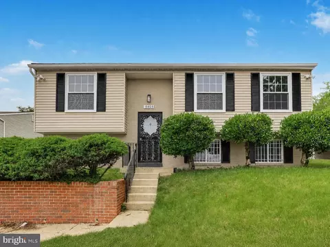 5405 Truoc Ct, Oxon Hill, MD 20745