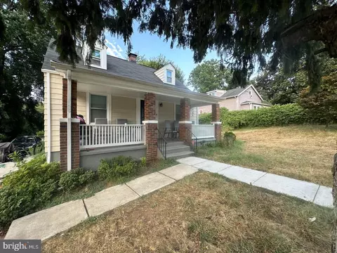 4510 Heath St, Capitol Heights, MD 20743