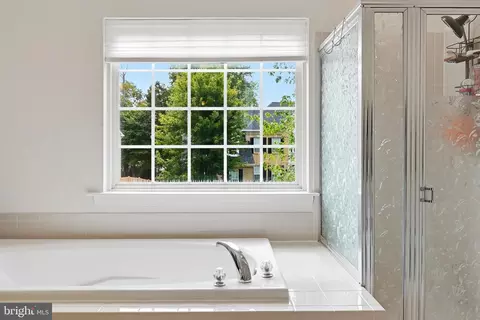 Bath - 9009 Eldon Dr, Clinton, MD 20735 photo 3 of 4