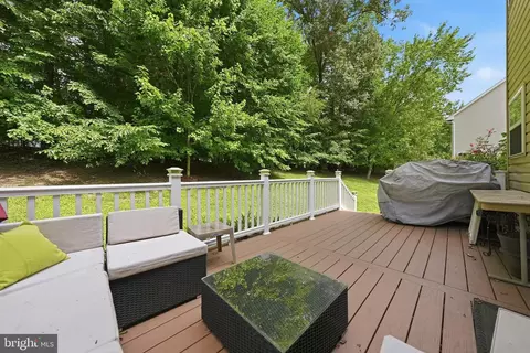 Exterior - 9009 Eldon Dr, Clinton, MD 20735 photo 2 of 4