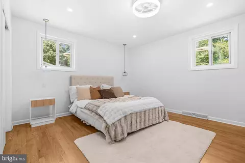 Bedroom - 8618 Lantern Ln, Clinton, MD 20735 photo 2 of 4