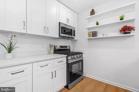 Kitchen - 8618 Lantern Ln, Clinton, MD 20735 photo 2 of 5