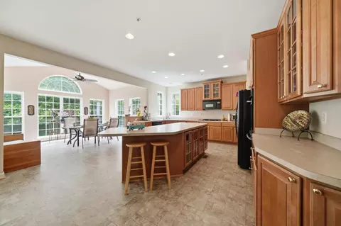 Kitchen - 10009 Nicol Ct E, Bowie, MD 20721 photo 4 of 5