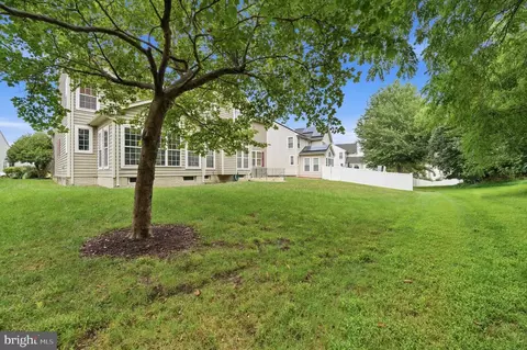 Exterior - 10009 Nicol Ct E, Bowie, MD 20721 photo 10 of 12