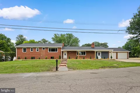 5018 Braymer Ave, Suitland, MD 20746
