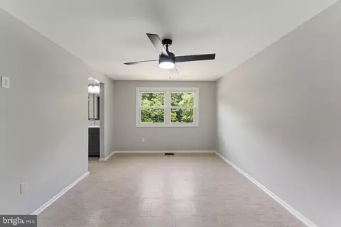 Living - 9939 Boise Rd, Laurel, MD 20708 photo 6 of 6