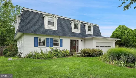 13106 Parkridge Cir, Fort Washington, MD 20744