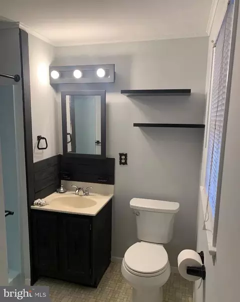 Bath - 8301 Heatherwick Dr, Brandywine, MD 20613 photo 1 of 7