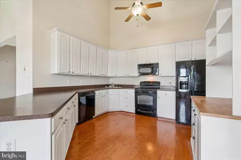 Kitchen - 603 7th St #402, Laurel, MD 20707 photo 3 of 4