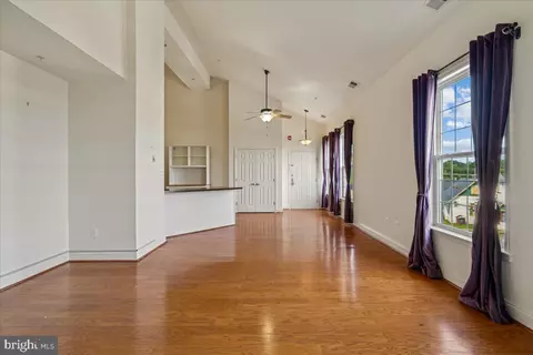 Living - 603 7th St #402, Laurel, MD 20707 photo 8 of 8